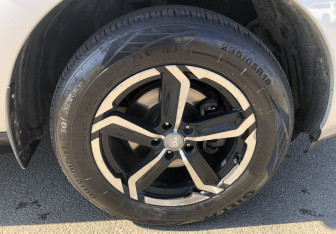 Подержанный автомобиль Nissan Murano Suv 2010 года (17 фото)