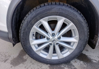 Подержанный автомобиль Nissan Qashqai 2016 года (10 фото)