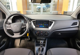 Подержанный автомобиль Hyundai Solaris Sedan 2019 года (11 фото)