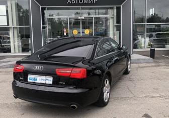 Подержанный автомобиль Audi A6 Sedan 2012 года (5 фото)