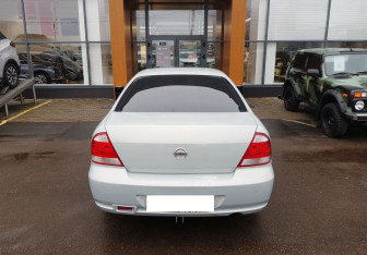 Подержанный автомобиль Nissan Almera Classic 2006 года (6 фото)