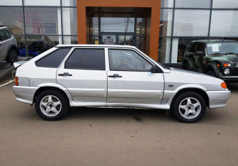 Подержанный автомобиль LADA (ВАЗ) 2114 2005 года (4 фото)