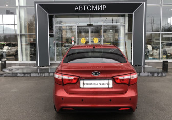 Подержанный автомобиль Kia Rio Sedan 2012 года (6 фото)
