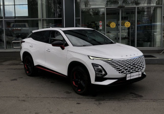 Подержанный автомобиль Omoda C5 2022 года (3 фото)