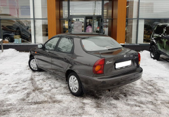 Подержанный автомобиль ЗАЗ Chance Sedan 2011 года (7 фото)