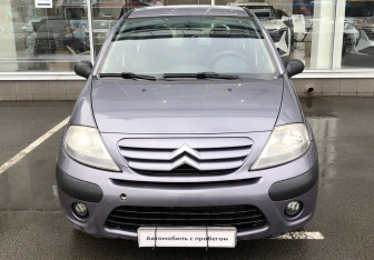 Подержанный автомобиль Citroen C3 Hatchback 2008 года (2 фото)