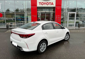 Новый Kia Rio Sedan 2021 (11 фото)