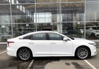 Подержанный автомобиль FAW Bestune B70 2023 года (4 фото)