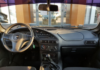 Подержанный автомобиль Chevrolet Niva 2014 года (11 фото)