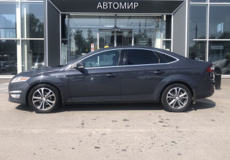 Подержанный автомобиль Ford Mondeo Sedan 2012 года (8 фото)