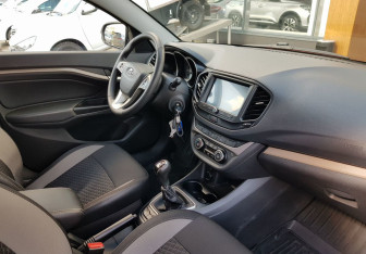 Подержанный автомобиль LADA (ВАЗ) Vesta Sedan 2022 года (9 фото)
