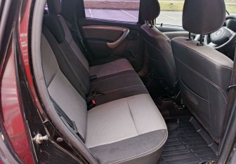 Подержанный автомобиль Renault Duster 2012 года (16 фото)