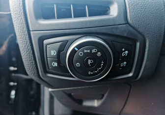 Подержанный автомобиль Ford Focus Wagon 2017 года (18 фото)