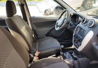 Подержанный автомобиль LADA (ВАЗ) Granta Sedan 2014 года (9 фото)