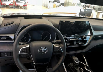 Новый Toyota Highlander 2024 (7 фото)