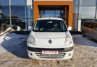 Подержанный автомобиль Renault Kangoo 2010 года (2 фото)