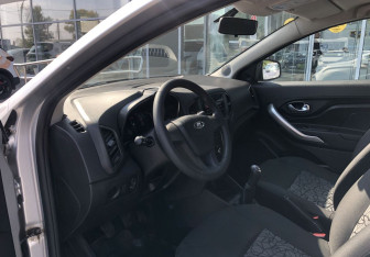 Подержанный автомобиль LADA (ВАЗ) XRAY 2019 года (9 фото)