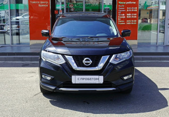 Подержанный автомобиль Nissan X-Trail 2019 года (2 фото)