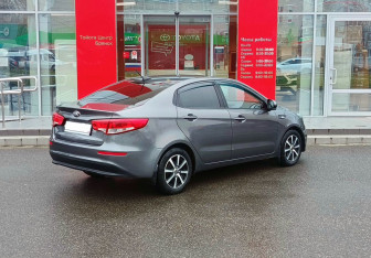 Подержанный автомобиль Kia Rio Sedan 2017 года (5 фото)