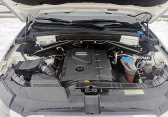 Подержанный автомобиль Audi Q5 2012 года (11 фото)