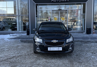 Подержанный автомобиль Chevrolet Cruze Hatchback 2013 года (2 фото)
