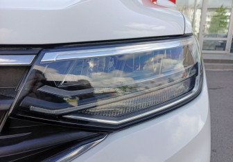 Подержанный автомобиль Volkswagen Tiguan 2020 года (9 фото)