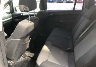 Подержанный автомобиль Opel Zafira Compactvan 2014 года (11 фото)
