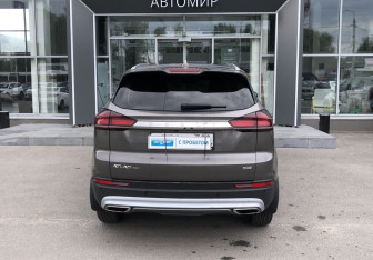 Подержанный автомобиль Geely Atlas Pro 2023 года (6 фото)