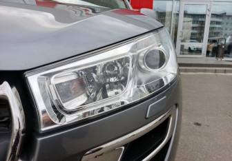Подержанный автомобиль Peugeot 4008 2012 года (9 фото)