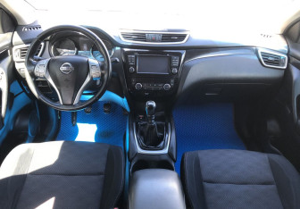 Подержанный автомобиль Nissan Qashqai 2014 года (10 фото)