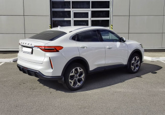 Подержанный автомобиль Haval F7x 2023 года (5 фото)