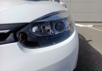 Подержанный автомобиль Renault Fluence 2013 года (9 фото)