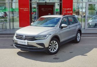 Подержанный автомобиль Volkswagen Tiguan 2021 года (1 фото)