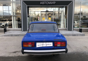 Подержанный автомобиль LADA (ВАЗ) 2105 1999 года (6 фото)