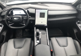 Подержанный автомобиль Geely Cityray 2024 года (10 фото)