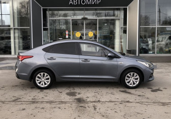 Подержанный автомобиль Hyundai Solaris Sedan 2017 года (4 фото)