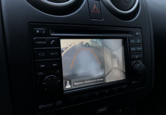 Подержанный автомобиль Nissan Qashqai 2011 года (15 фото)