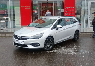 Подержанный автомобиль Opel Astra Wagon 2020 года (1 фото)