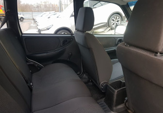 Подержанный автомобиль Chevrolet Niva 2017 года (10 фото)