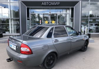 Подержанный автомобиль LADA (ВАЗ) Priora Sedan 2011 года (5 фото)