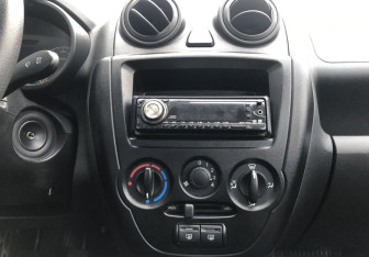 Подержанный автомобиль LADA (ВАЗ) Granta Sedan 2015 года (12 фото)