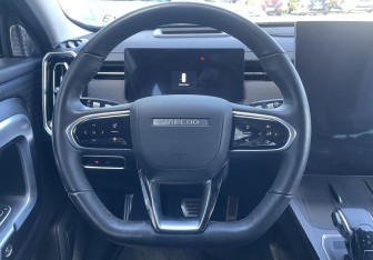Подержанный автомобиль Jaecoo J7 2023 года (12 фото)