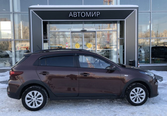 Подержанный автомобиль Kia Rio Hatchback 2021 года (4 фото)