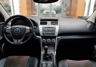Подержанный автомобиль Mazda 6 Sedan 2007 года (11 фото)