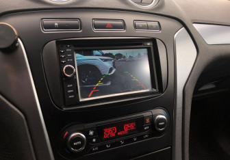 Подержанный автомобиль Ford Mondeo Sedan 2011 года (13 фото)