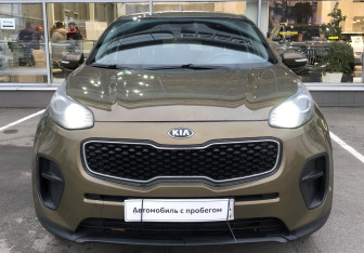 Подержанный автомобиль Kia Sportage 2016 года (2 фото)