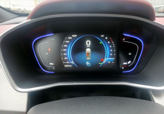 Подержанный автомобиль Geely Coolray 2022 года (13 фото)