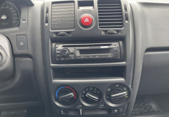 Подержанный автомобиль Hyundai Getz 2008 года (14 фото)