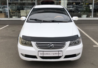 Подержанный автомобиль Lifan Solano 2011 года (2 фото)