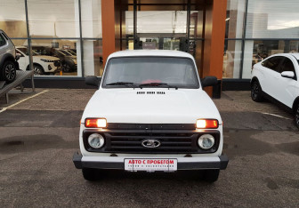 Подержанный автомобиль LADA (ВАЗ) 2121 (4x4) 2017 года (2 фото)